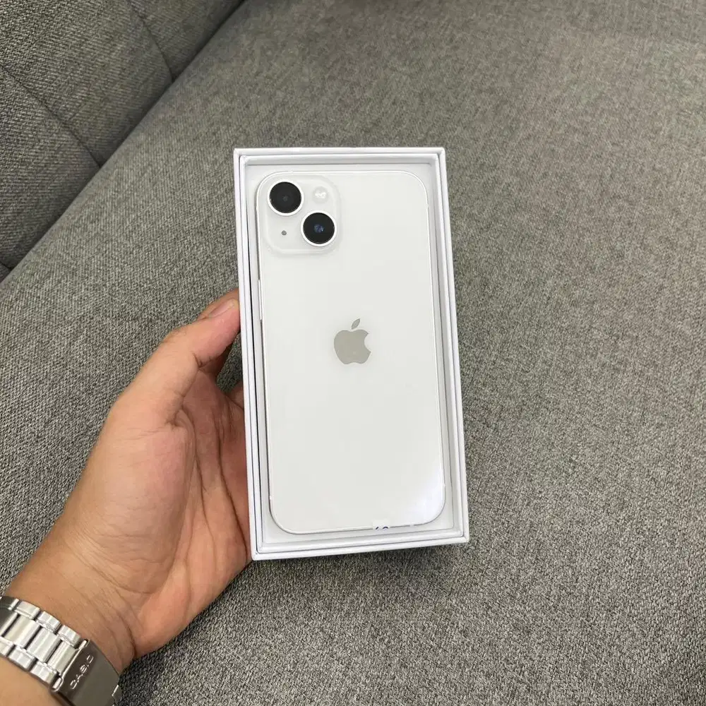 iPhone 13 128gb white
