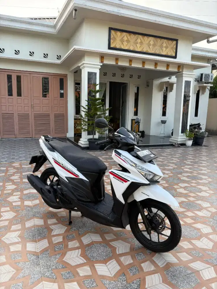 Vario 125 cc type cbs iss idling stop pp on ful original luar dalam