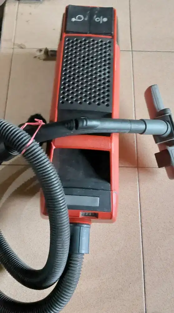 Vacum cleaner electrolux