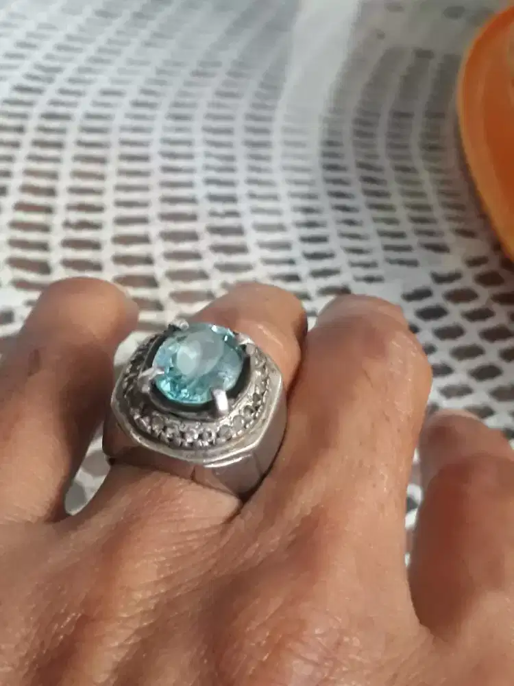 Cincin perak tebal...mata blue topas