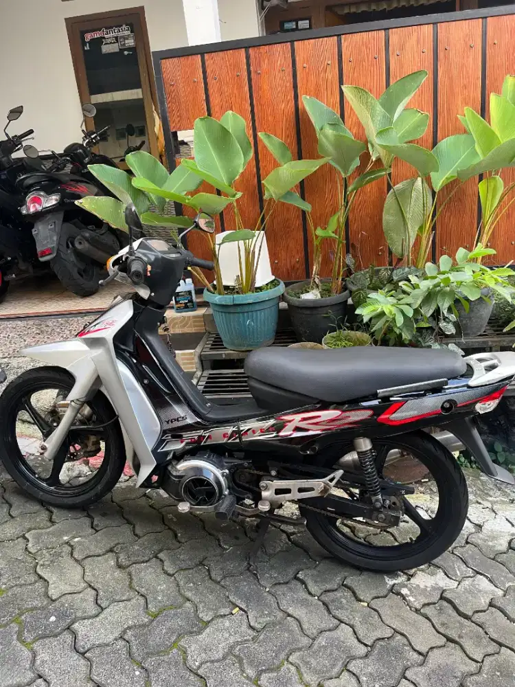 Yamaha Fiz R 2002