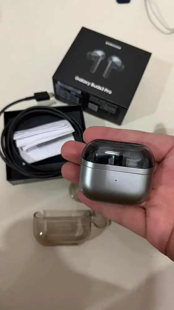 Samsung Galaxy Buds 3 Pro Silver Bekas Second Mulus
