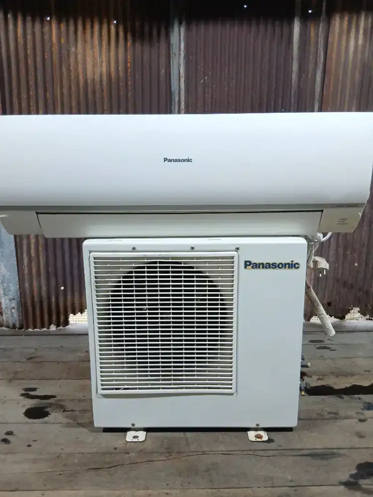 DIJUAL AC BEKAS 1/2 PK GRATIS PASANG