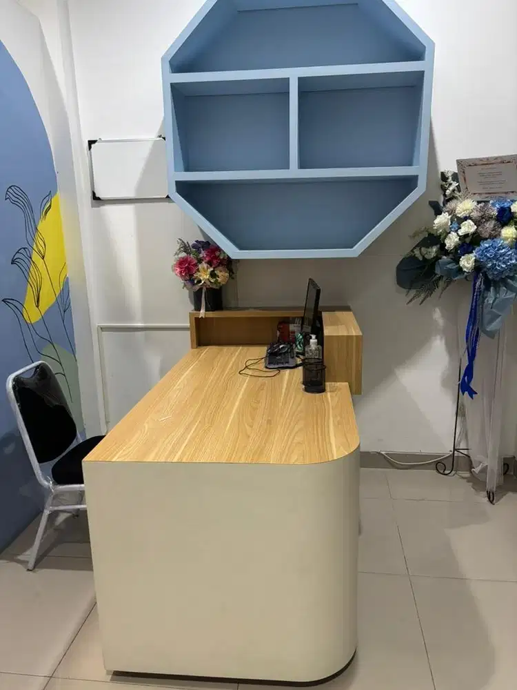 Borongan (Ambil semua) Meja kantor