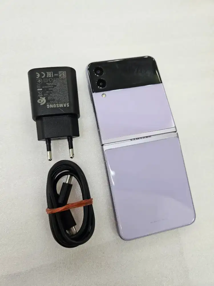 samsung galaxy Z Flip 3 5G 8/256gb resmi