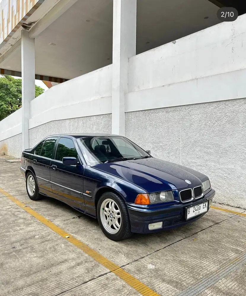 BMW 320i 1995 Bensin