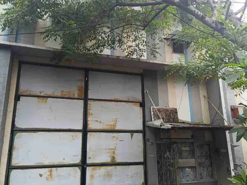 Tempat usaha luas 384 m2 harga 2,7 Milyar di Pergudangan safe and lock, Sidoarjo