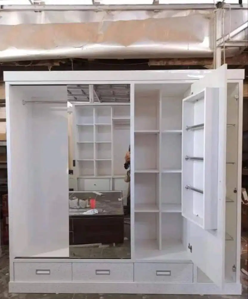 Lemari kayu jati premium