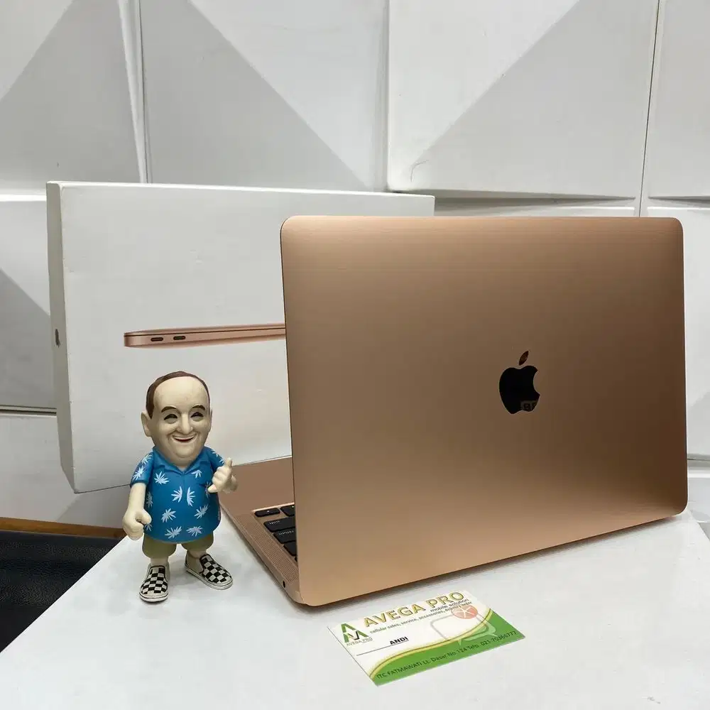 Second macbook air m1 8/256gb