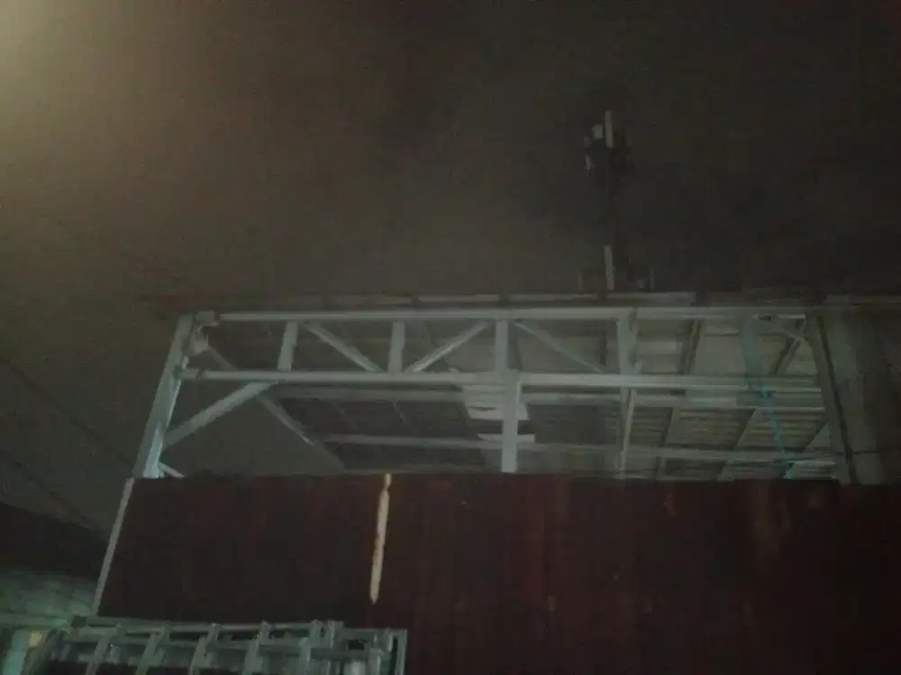 Jasa perbaikan atap dan pengecatan