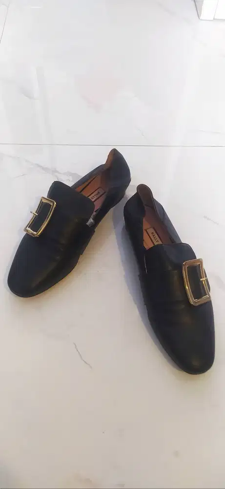 Bally Janelle Loafers Black Gold Buckle Original Size 39