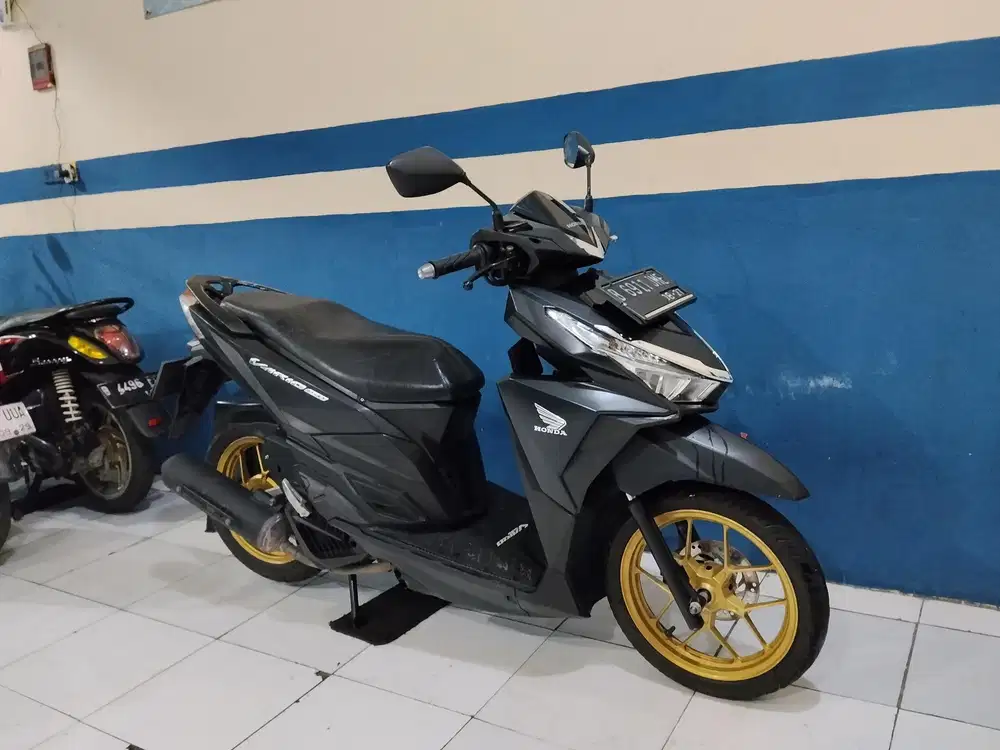 JUAL CEPAT HONDA VARIO 150 LED OLD 2017 SUPER MULUS