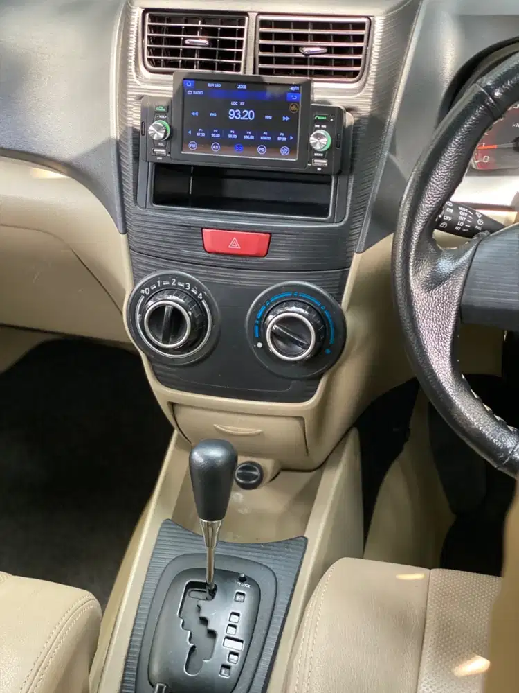 Toyota Avanza 2012 Bensin