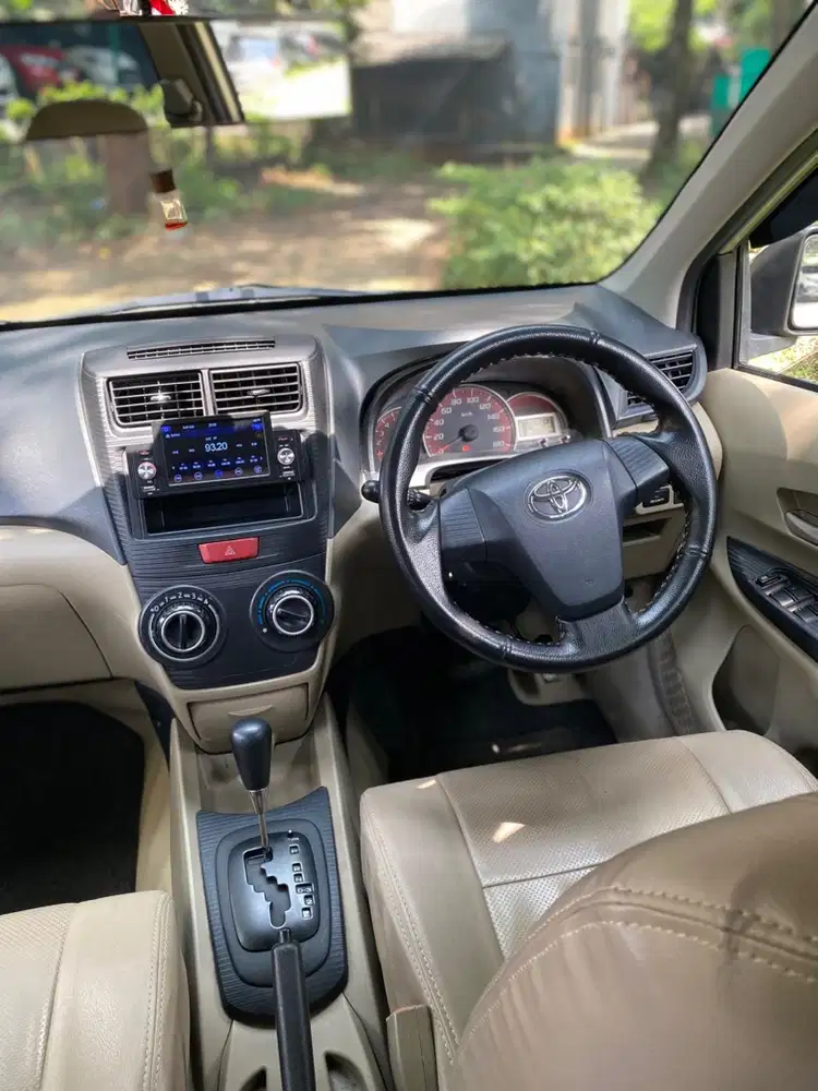 Toyota Avanza 2012 Bensin