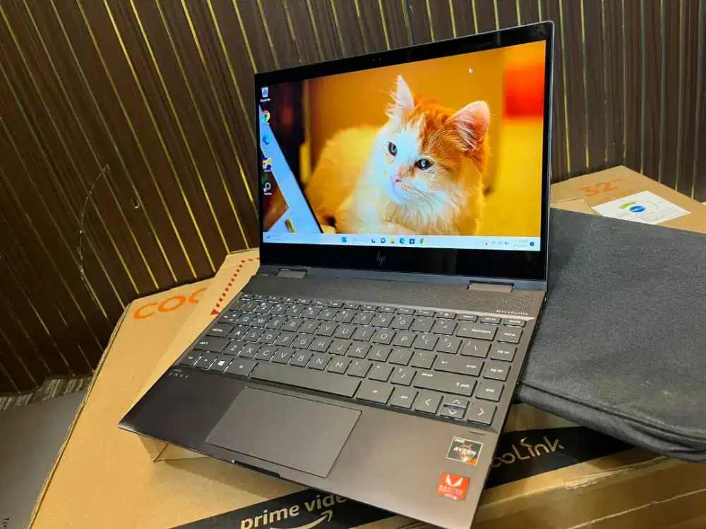 HP ENVY X360 Convertible 13-ag0023AU
-AMD Ryzen 7 2700U ram 8 ssd 512