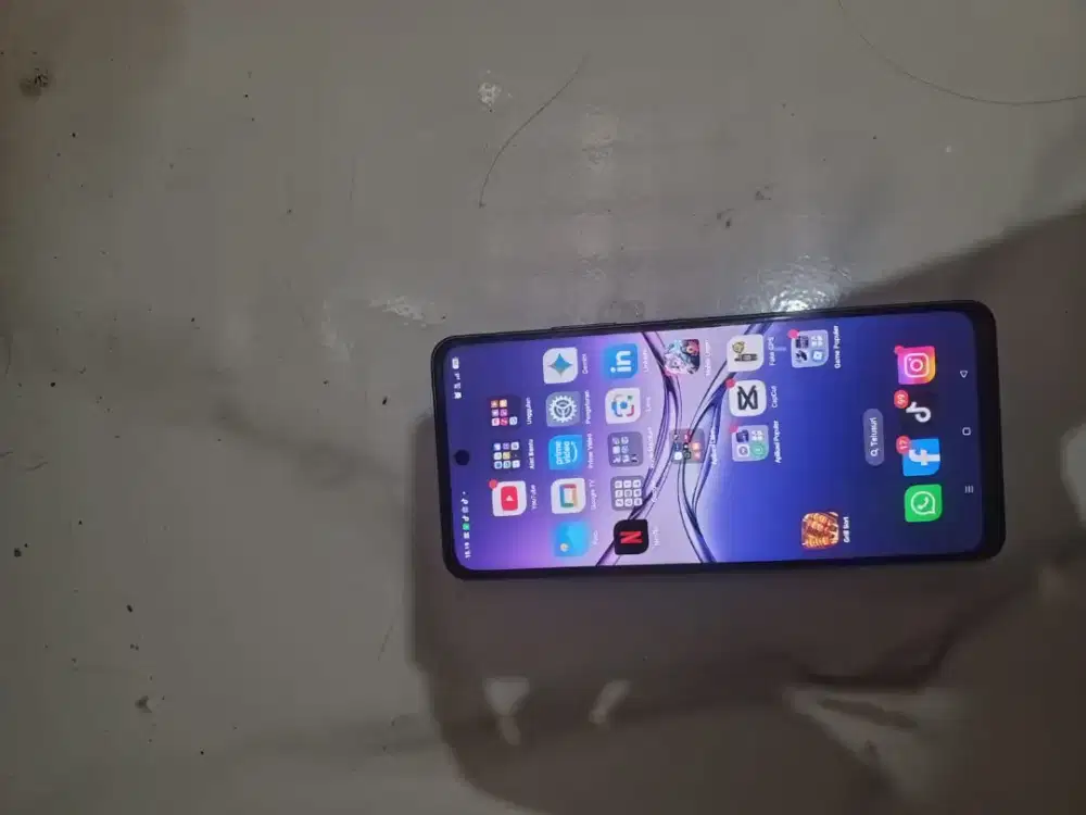 Oppo A5 pro 4G  No minus masih baru  lengkap + surat garansi