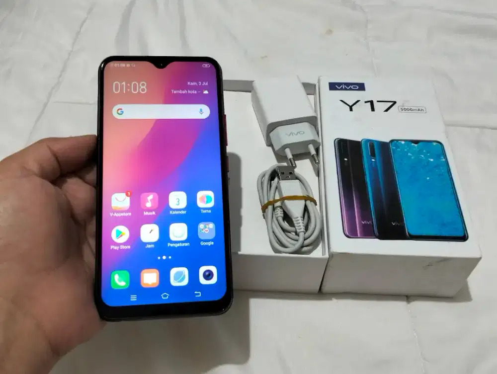 BUTUH UANG VIVO Y17 RAM 8GB / 256GB 4G LTE Duos 6.35in Finger 5000Mah