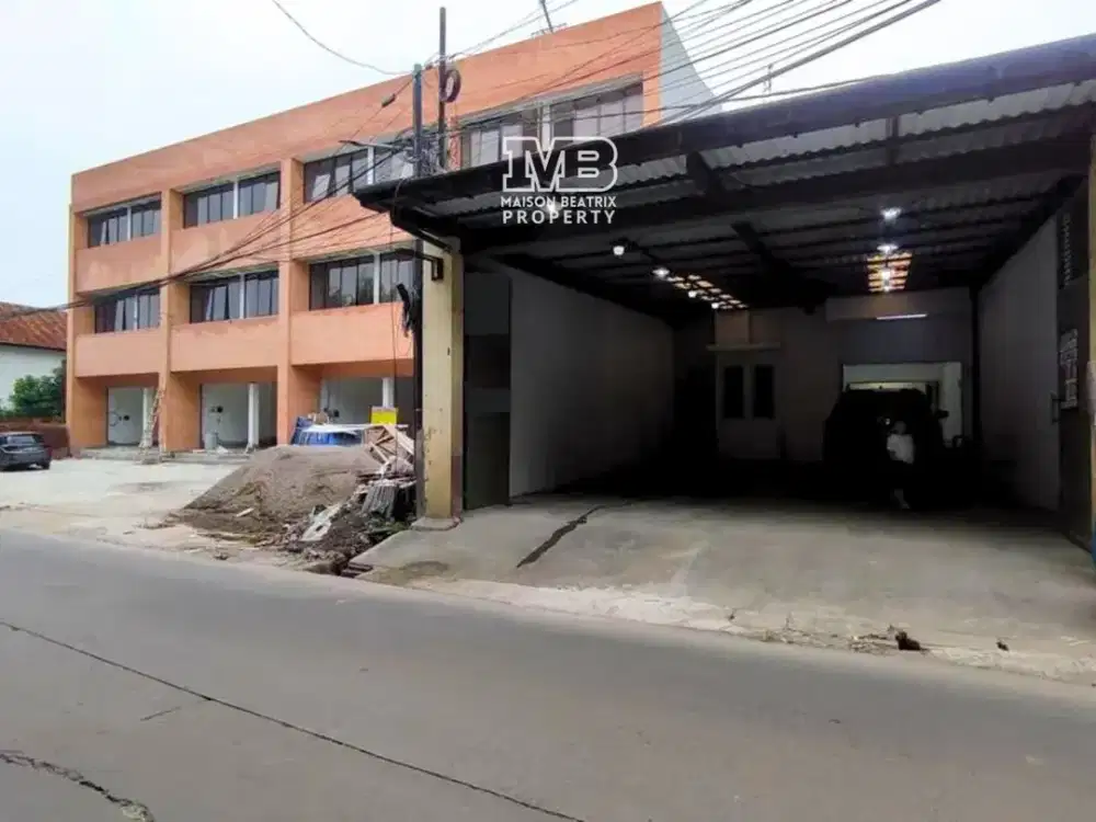 DIJUAL RUKO 2LT PINGGIR JALAN COCOK UNTUK KANTOR CABANG, TOKO ONDERDIL & SPAREPART, CAFE DI BINONG