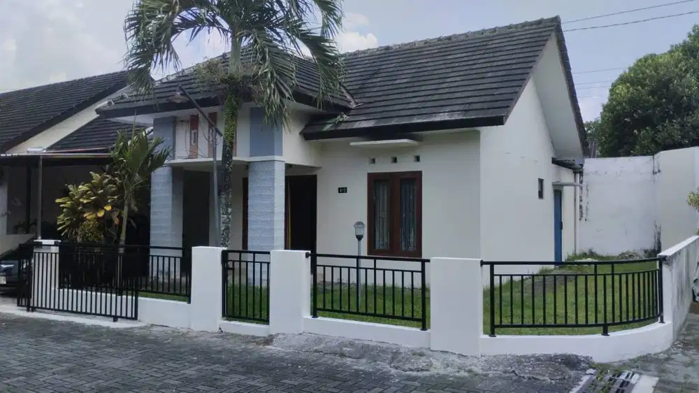 Dikontrakkan Rumah Perum Pesona Bangunrejo