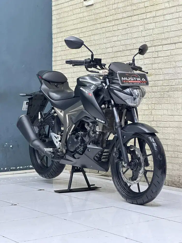 Suzuki GSX S 150 2017 Pajak panjang - Zaki Mustika