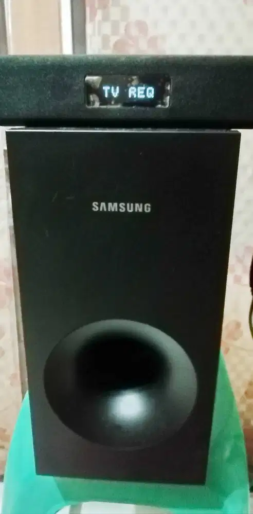 Soundbar Samsung HW-J355