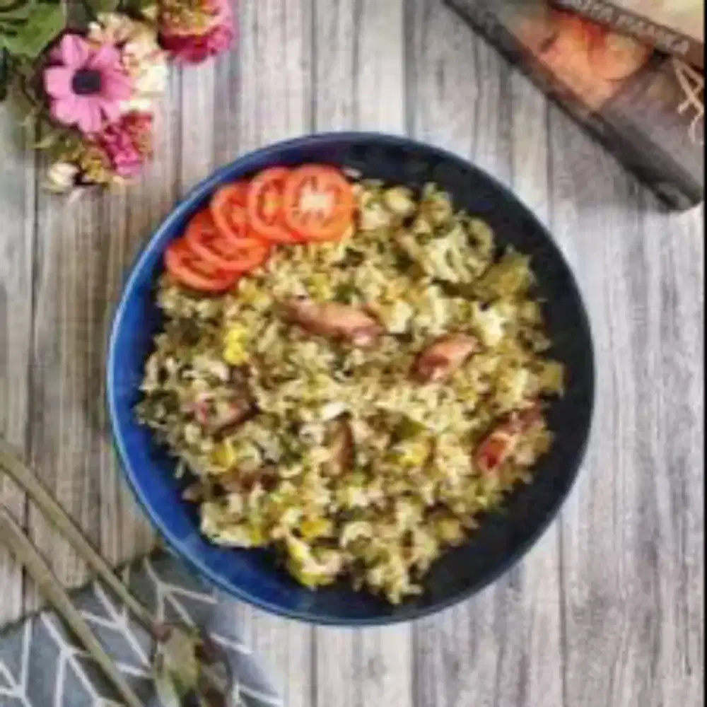 Cari pekerjaan cashier/waitress/tea barista