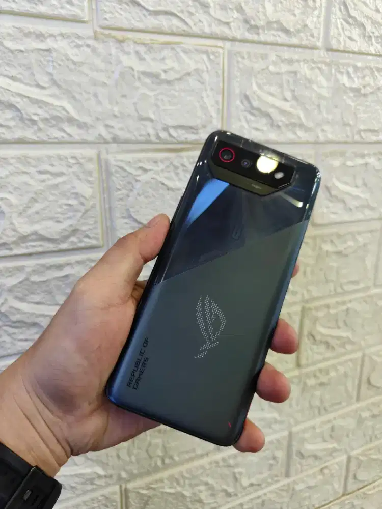 Asus ROG 7 (kondisi mati,jual lcd saja)