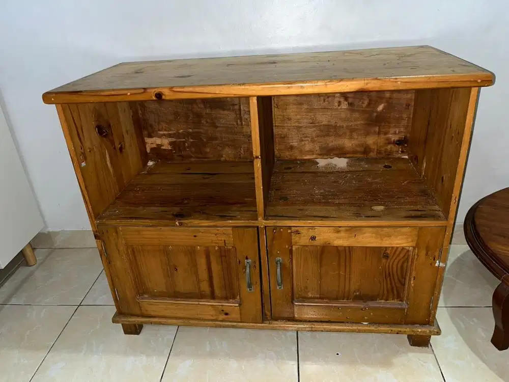 LEMARI TV/LEMARI BUKU