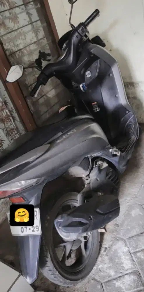 Dijual cepat motor lexi