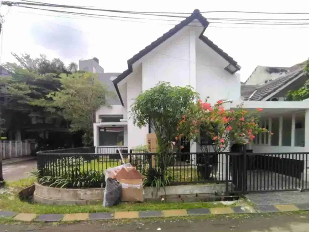 Dijual Rumah Hook di Nerada Ciputat