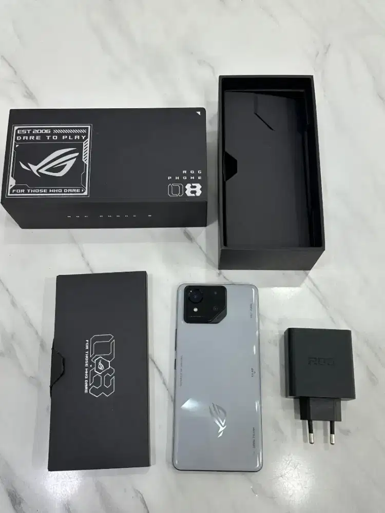 Asus ROG 8 Super
12/256 GB Fullset