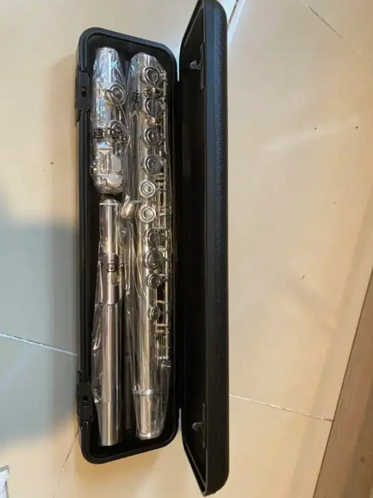 Yamaha Flute YFL 222 / YFL-222 / YFL222