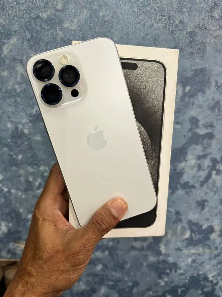 Iphone 15 Pro Max 512gb BH 88% Silver ibox