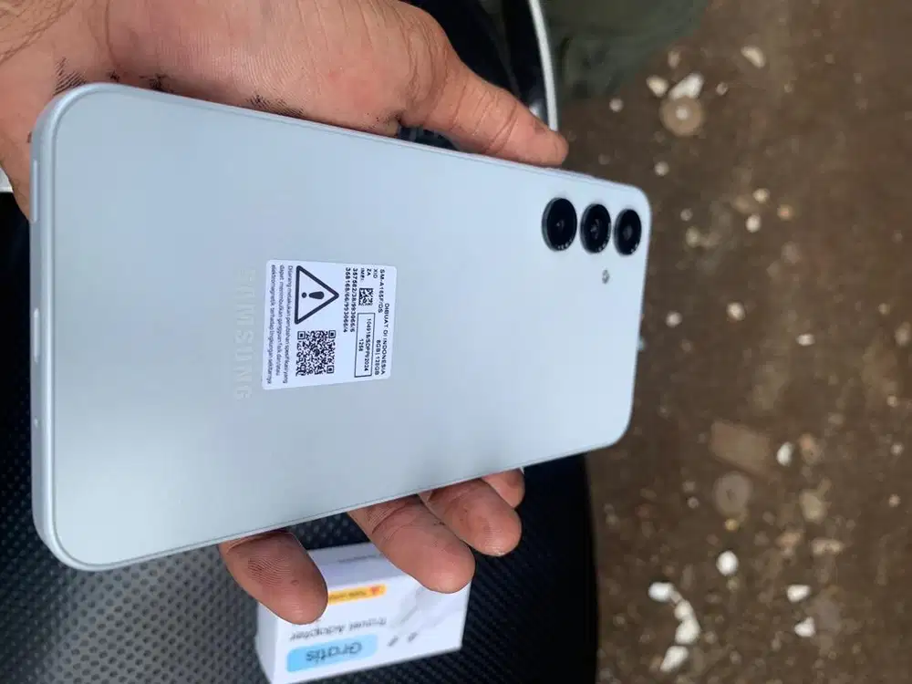 Bismilah semoga laku hp nya