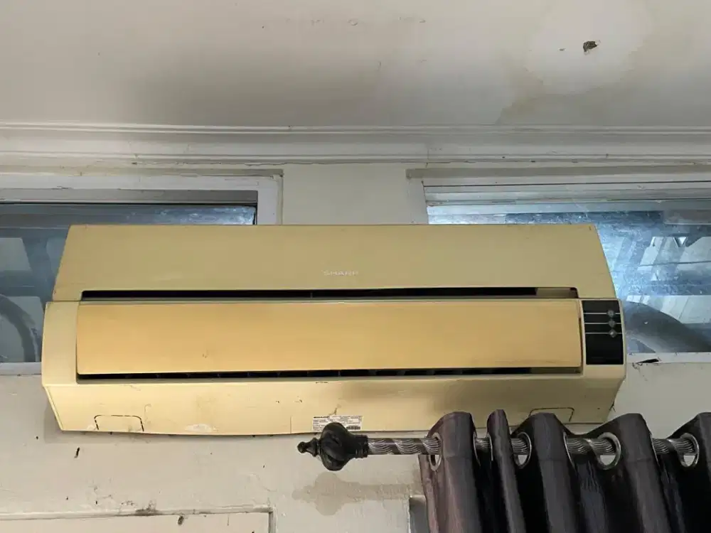 AC Sharp 1PK (gatau tipe apa)