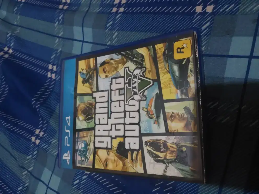 BD Kaset GTA V PS4