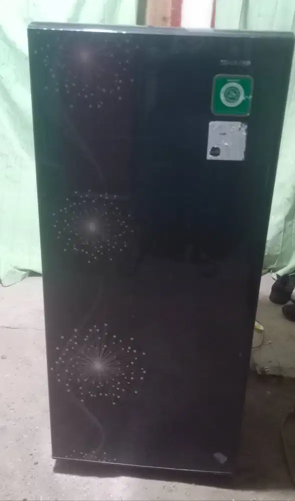 Kulkas 1 pintu SHARP DAUBLE FREZEER JUMBO.