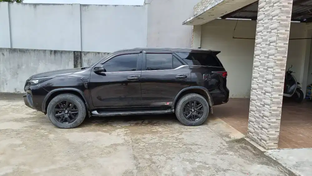 Jual Fortuner VRZ matic 2.4