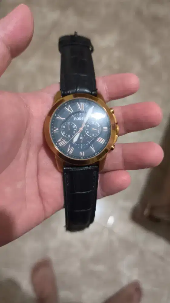 Jam tangan pria merk fossil