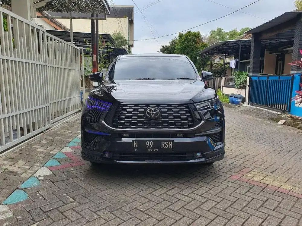 Innova Zenix Q modelista Tss hybrid 2024