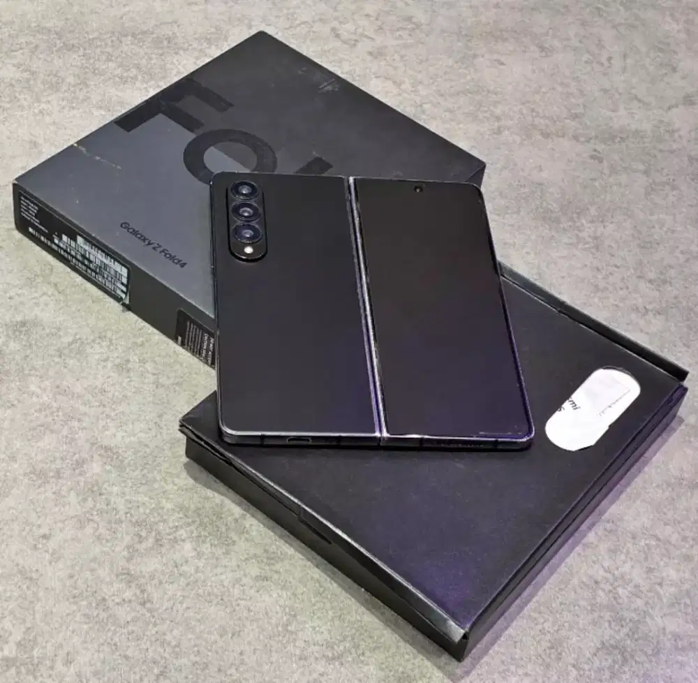 Samsung Galaxy Z Fold 4 12/256 sein lengkap