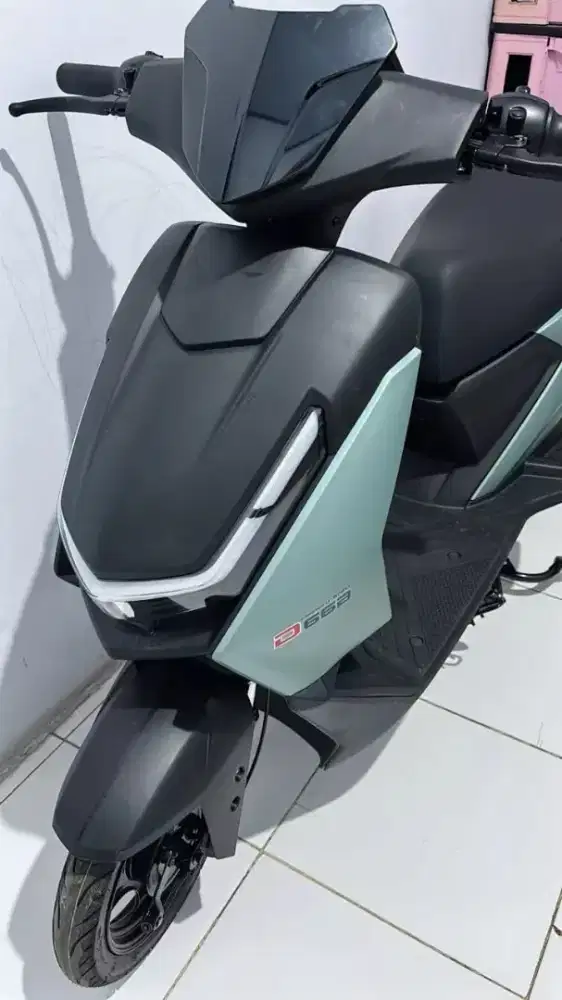 Sepeda listrik uwindfly d66b