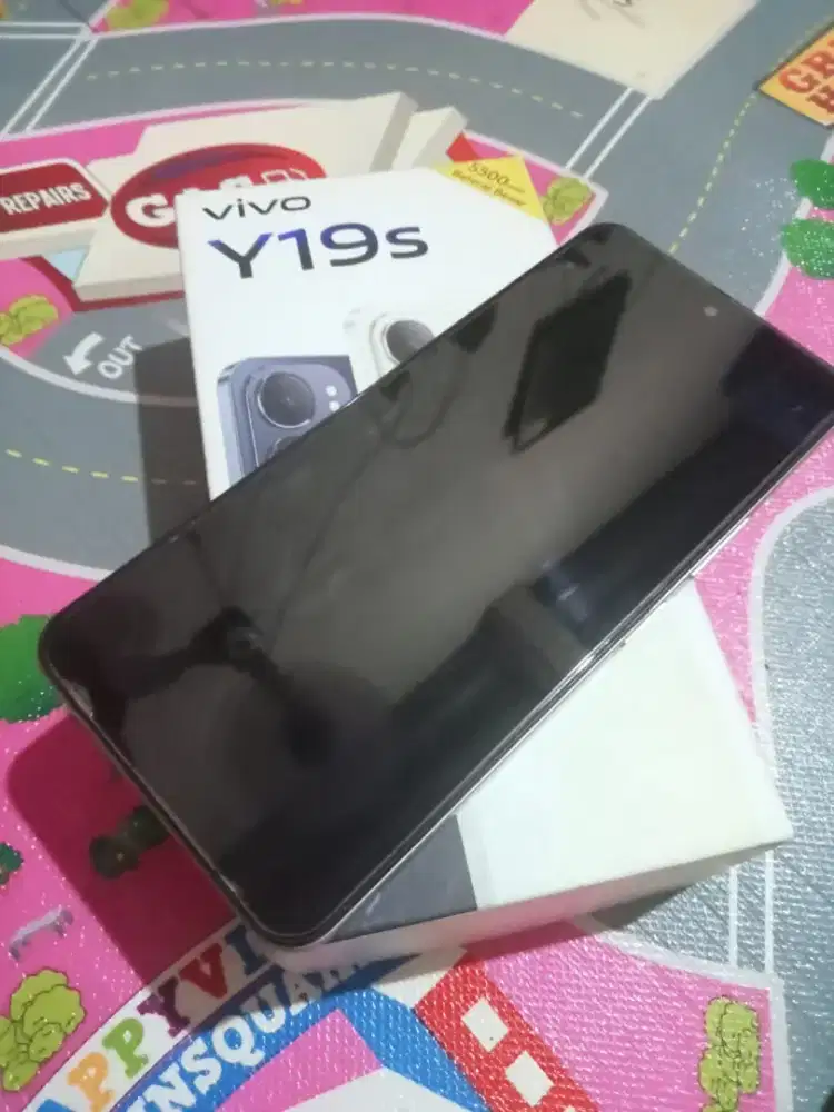 jual hp vivo y19s hp lumyan mulus no kendala cm anti gores dikit