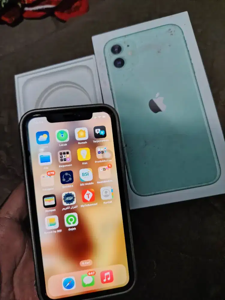 Iphone 11 IBOX 128 gb pemakaian cewe