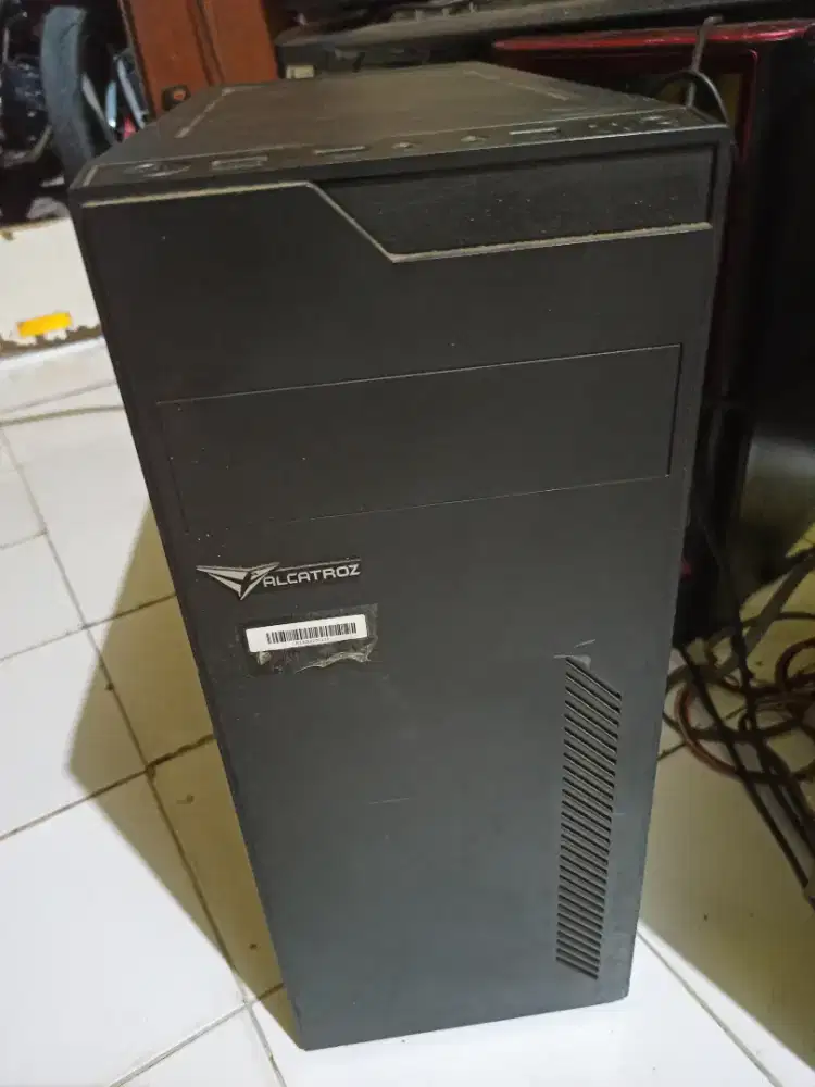 PC siap pake GIGABYTE GA-H81M-Ds2/pro i5 ,3.20ghz/hdd500ram4gb normal