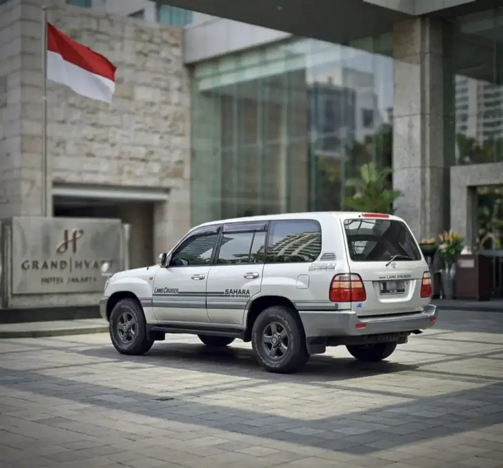 Non AHC SAHARA UK LIMITED SOLAR DIESEL LandCruiser vx100 vx80 jeep 4x4