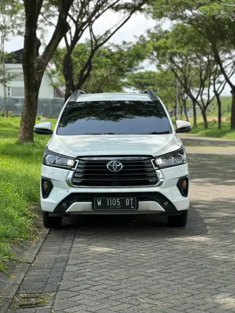 Innova V diesel matik 2022,KM 60rb asli,tgn 1 dr baru,sangat istimewa
