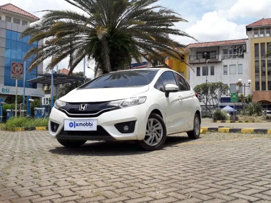TDP 8,JT, Honda Jazz 1.5 S Bensin-AT Putih 2014