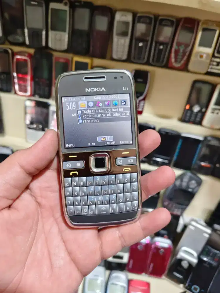 Nokia E72 Original super mulus like new all operator