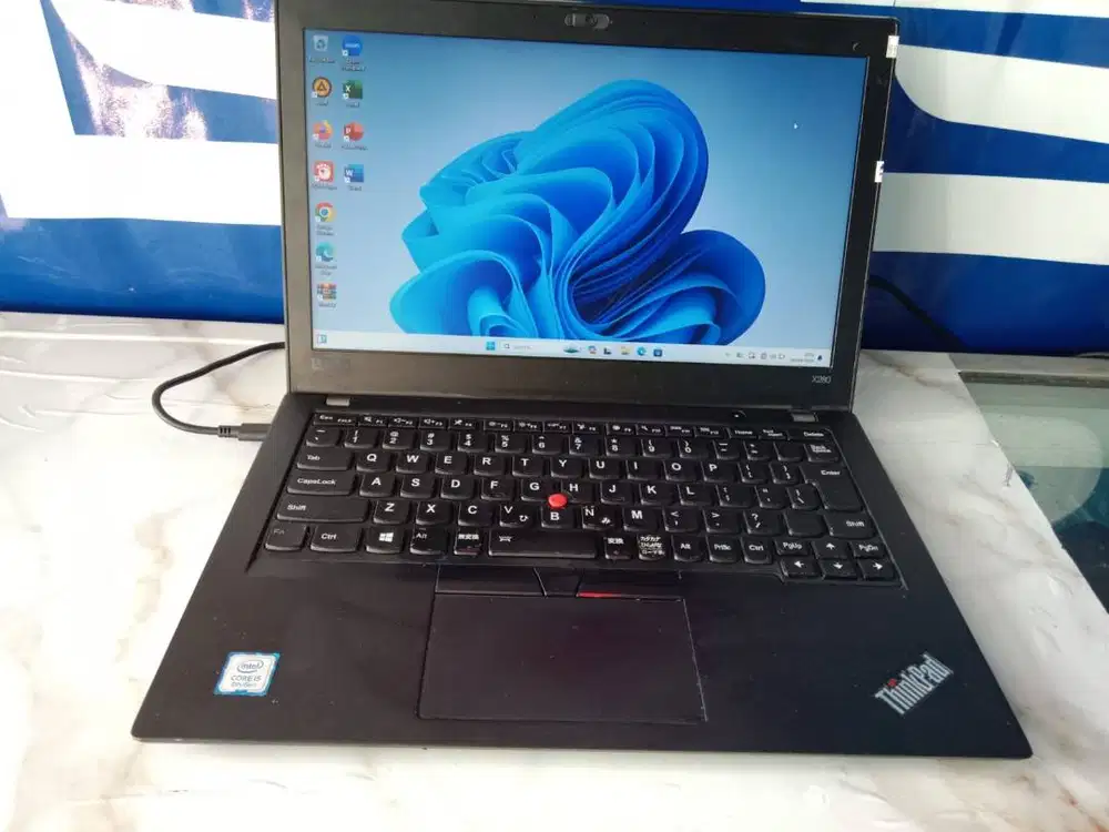 Lenovo ThinkPad X280 Core i5 – Slim, Kencang, Siap Kerja!